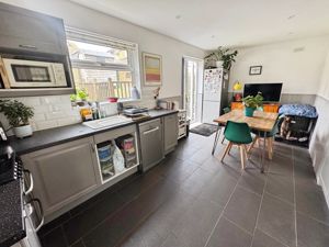 Photo 7- click for photo gallery